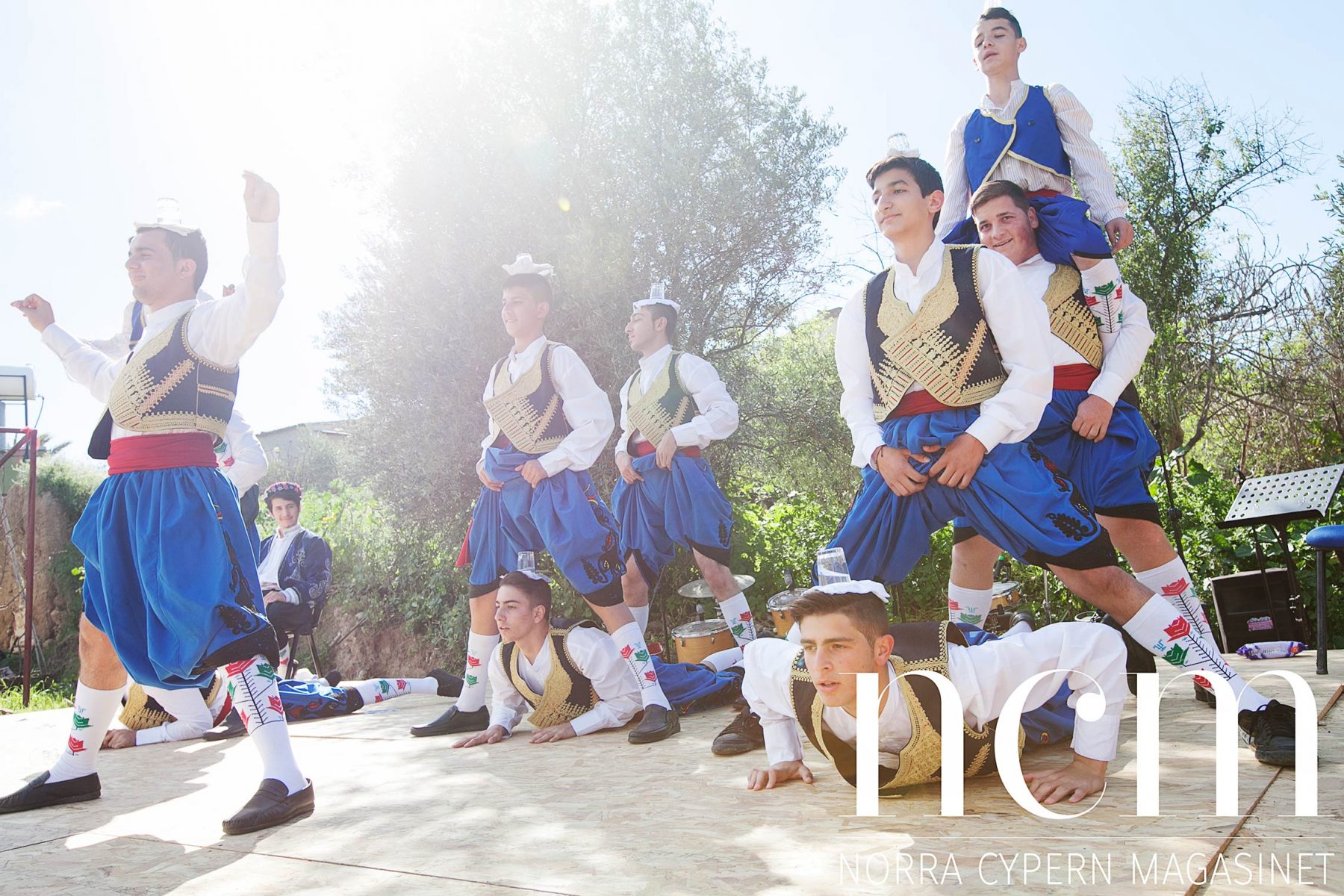 Folkdans vid ekomarknaden på Norra Cypern