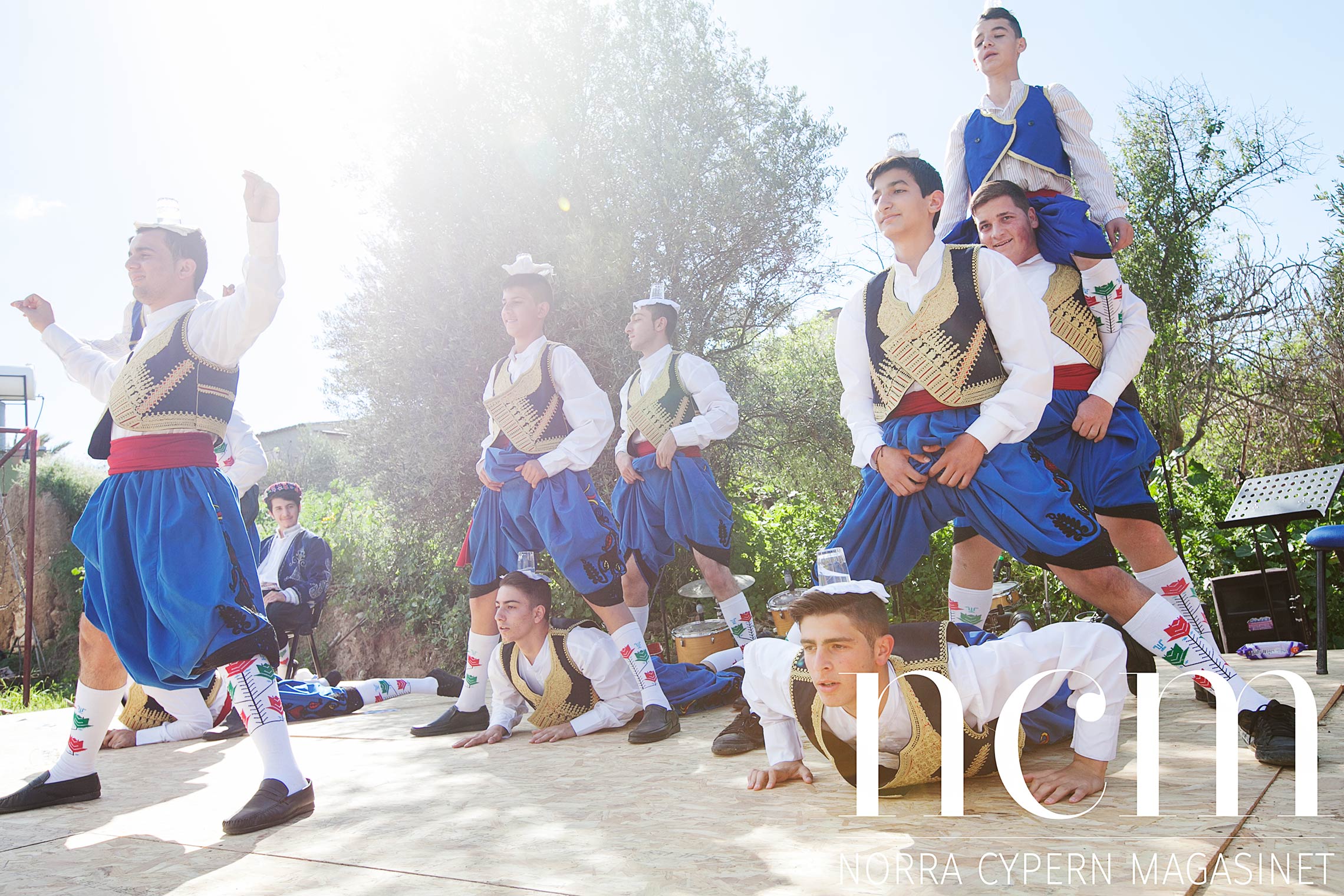 Folkdans vid ekomarknaden på Norra Cypern
