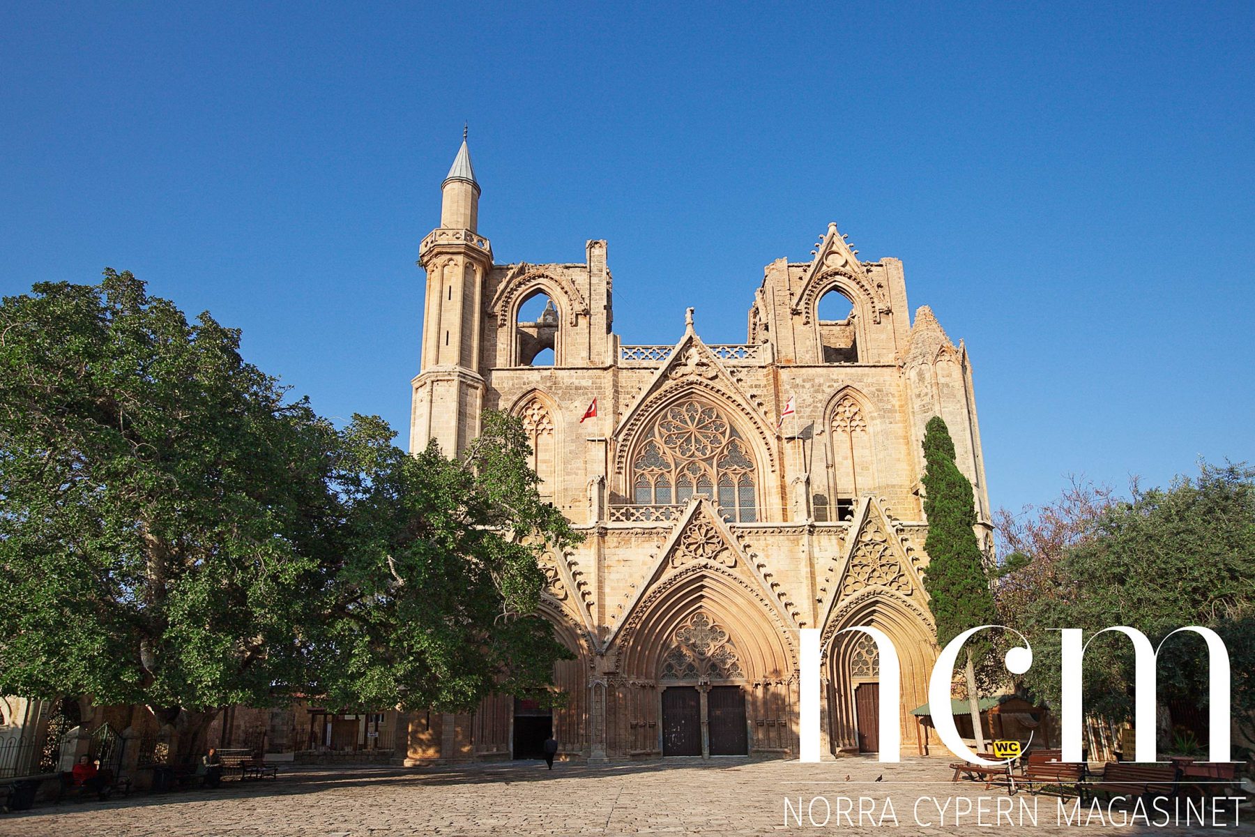 Lala Pasha Mosque i Famagusta Norra Cypern va en gång en katedral