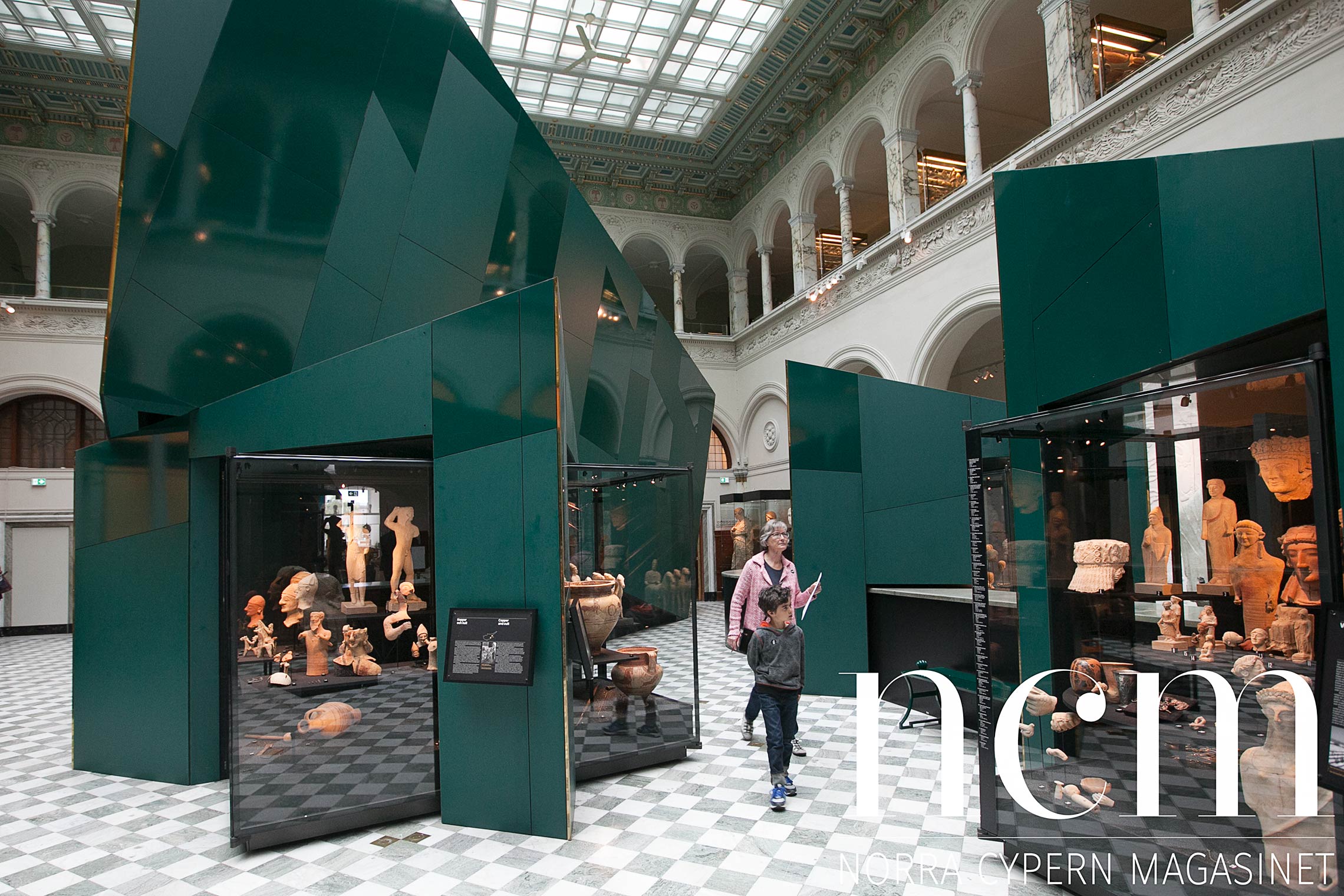 medelhavsmuseet i stockholm ligger i lokaler som tidigare var en bank
